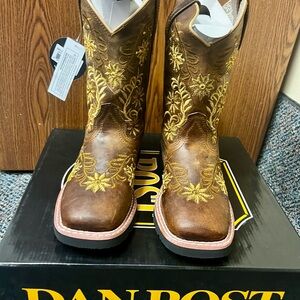 Dan Post Honey Brown Boots with Gold Embroidery
